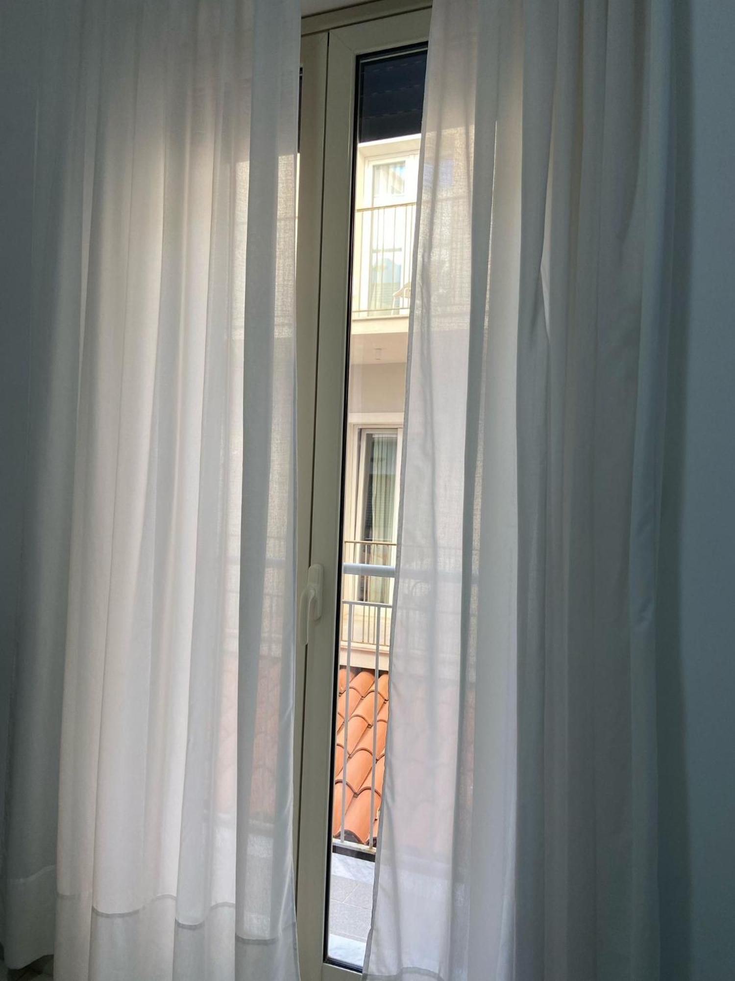 Maniel Beach Hotel Letojanni Kültér fotó