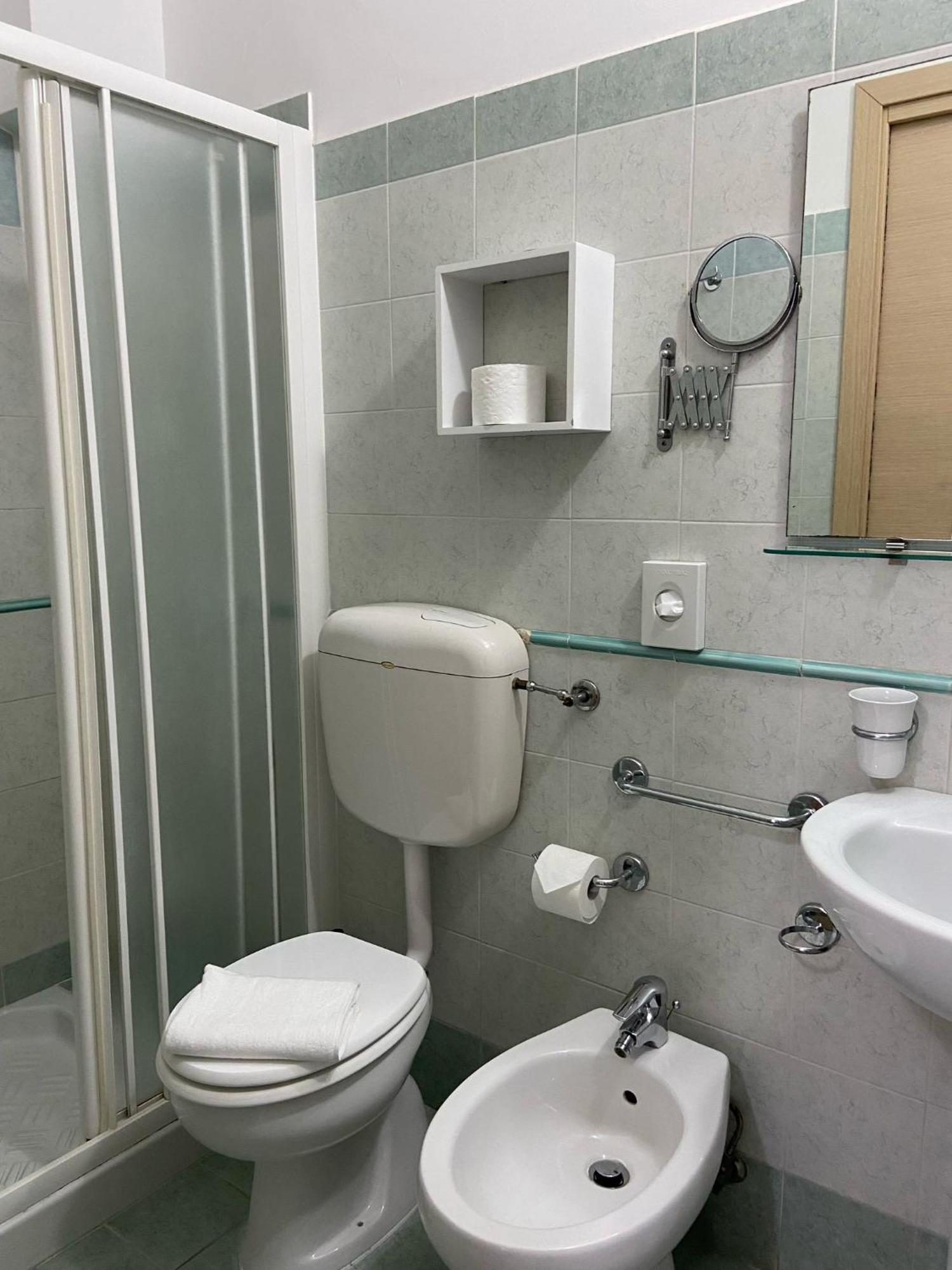 Maniel Beach Hotel Letojanni Kültér fotó
